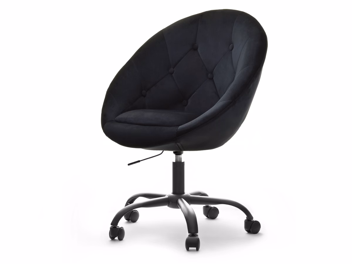 Czy fotel biurowy musi mieć kółka?