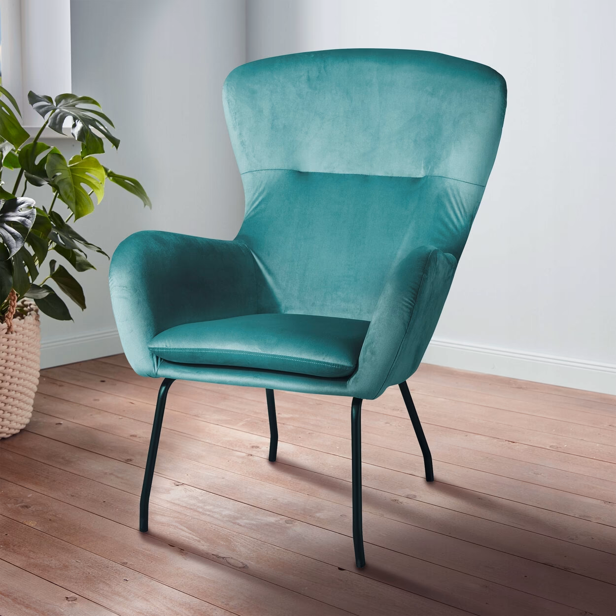 Jaki kolor pasuje do turkusowego fotela?