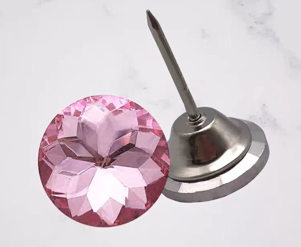 Jak dobrać kolor guzików do mebli tapicerowanych?