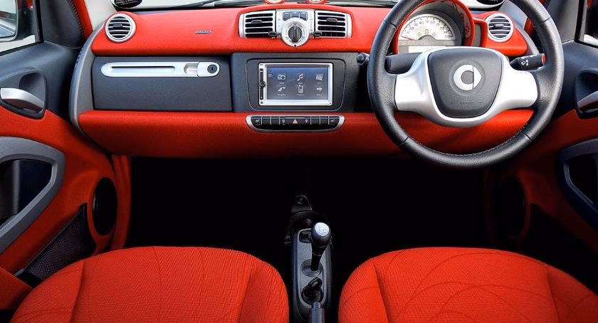 Ile kosztuje obicie foteli samochodowych?