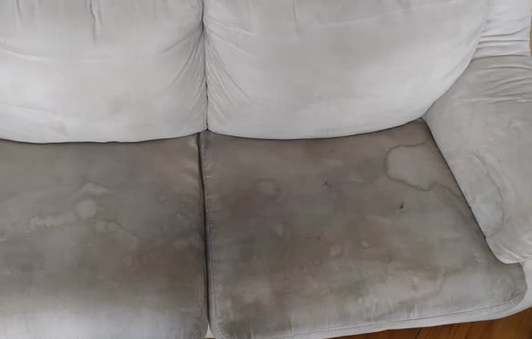 Jak przygotować tapicerkę do prania?