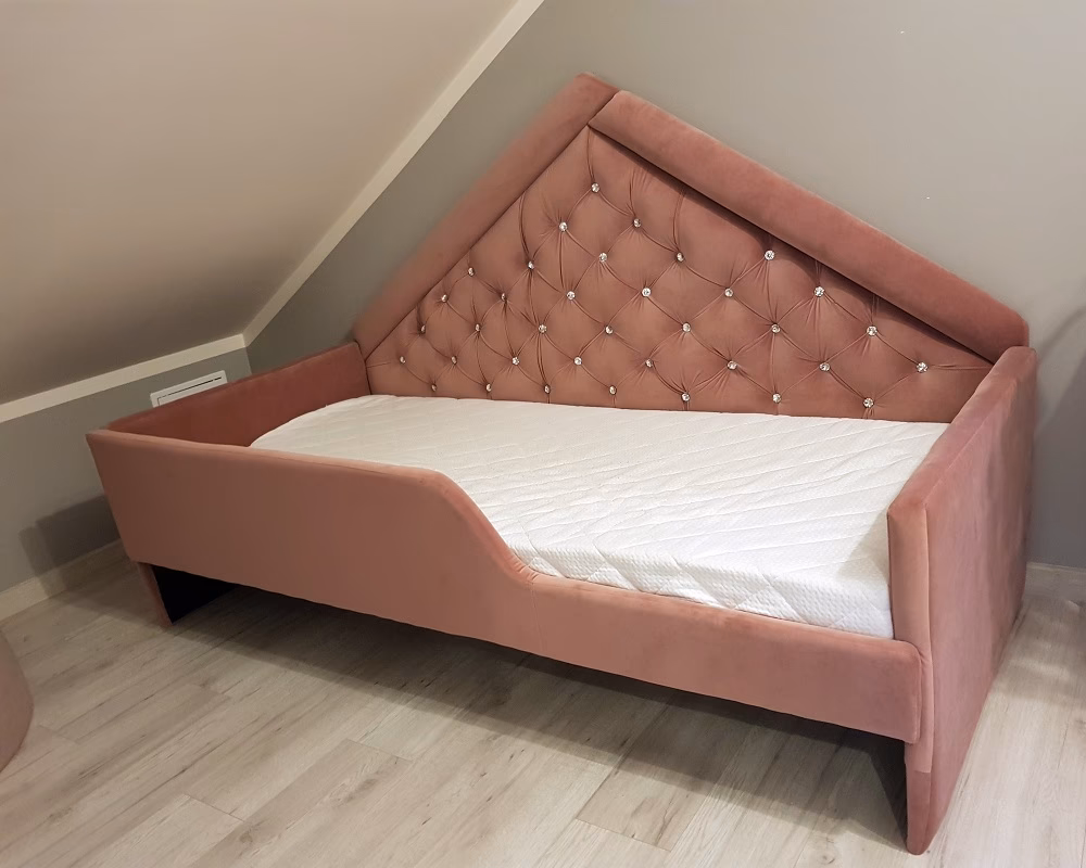 Łóżka tapicerowane – jakie wybrać?