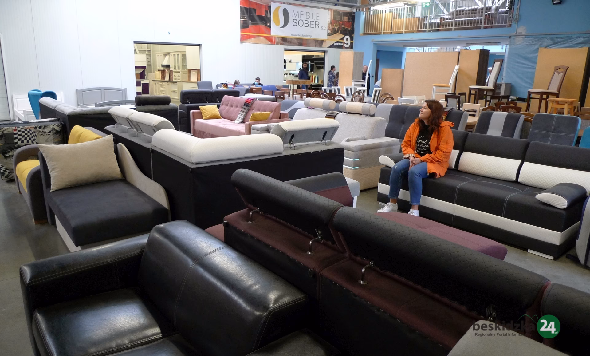 Giełda Meblowa WAPIENICA Sp. z o.o. | KRS 0000077124 | Rejestr.io