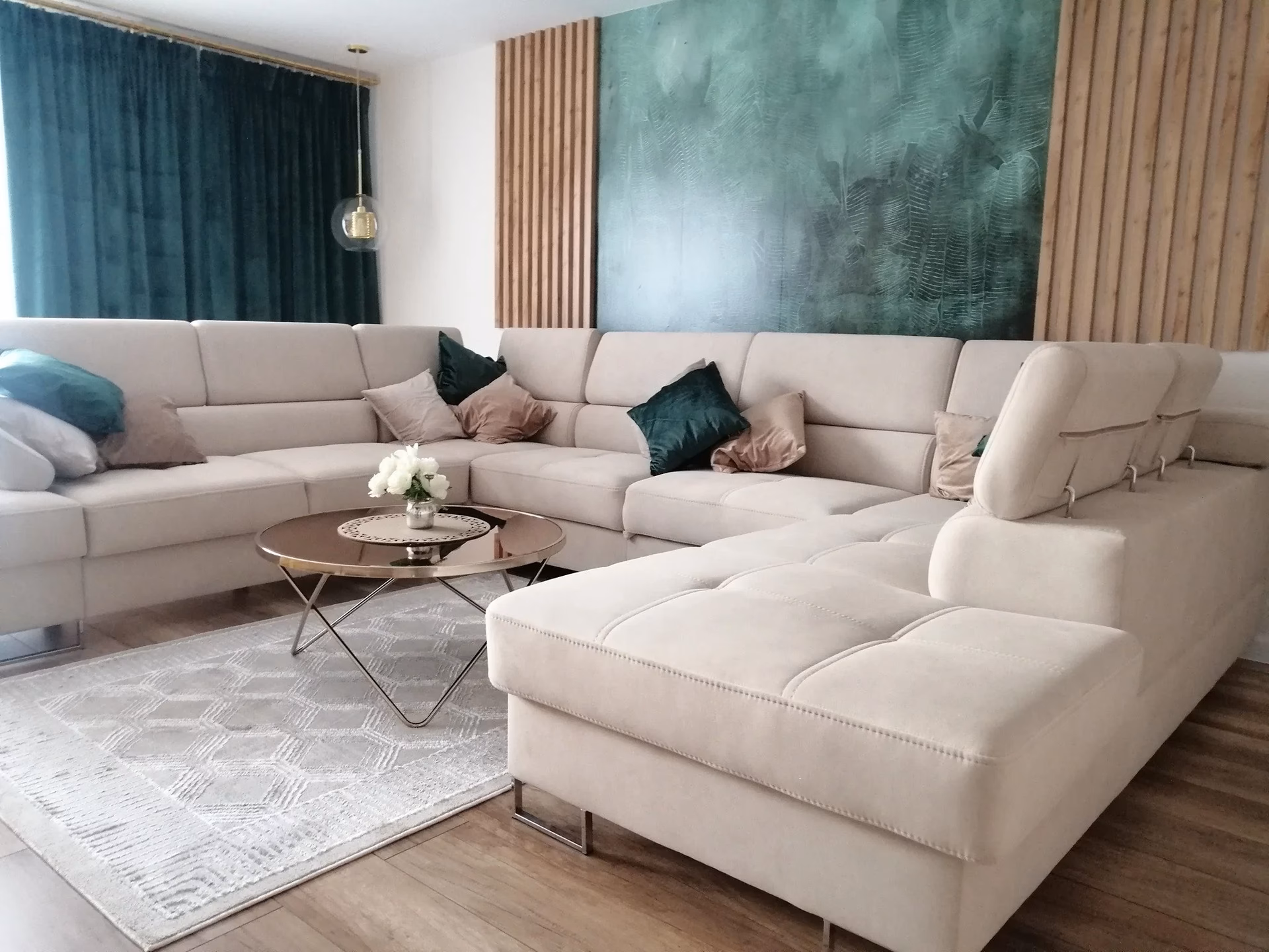 Jakie są opinie o producentach mebli tapicerowanych w Górze Kalwarii?