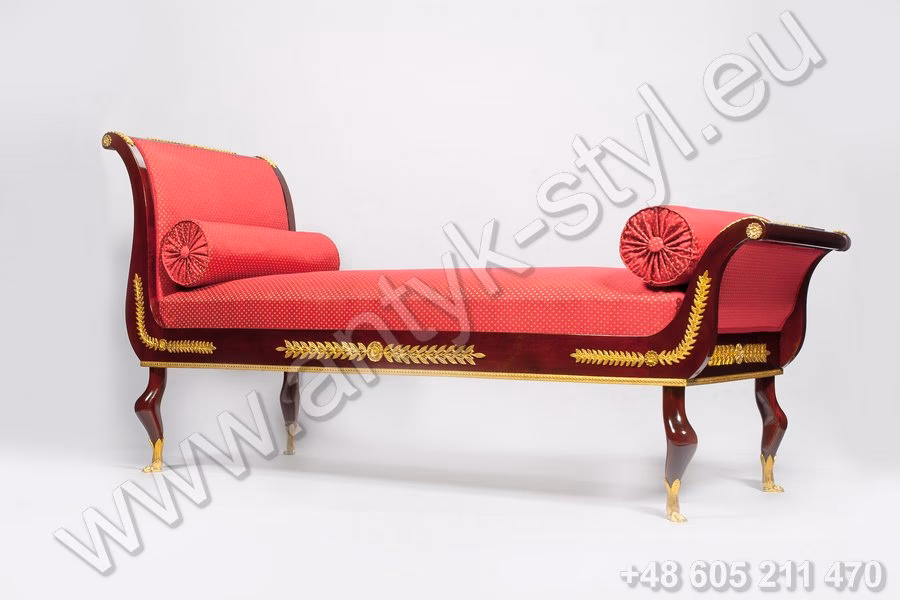 Czy producenci mebli tapicerowanych w Kobyłce oferują meble na wymiar?