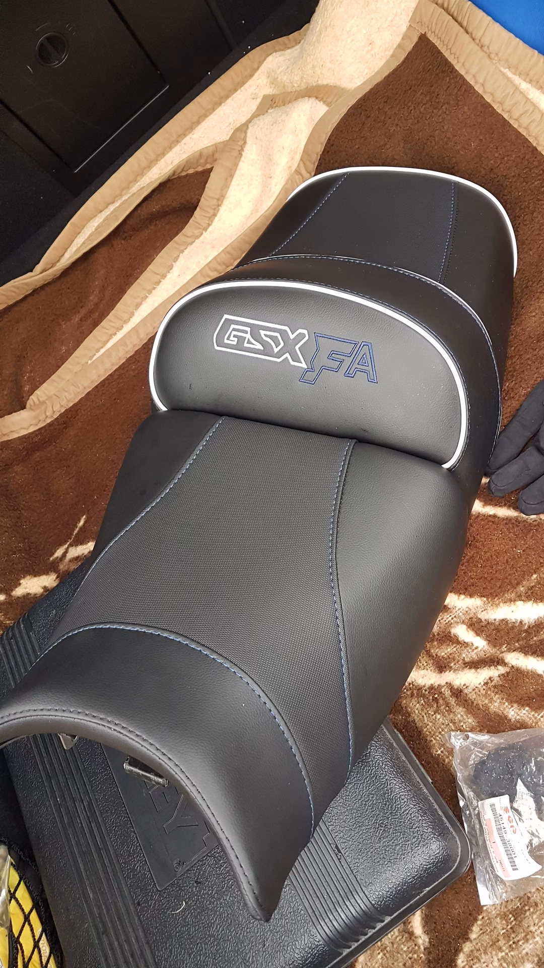 Jakie są rodzaje siedzeń motocyklowych?