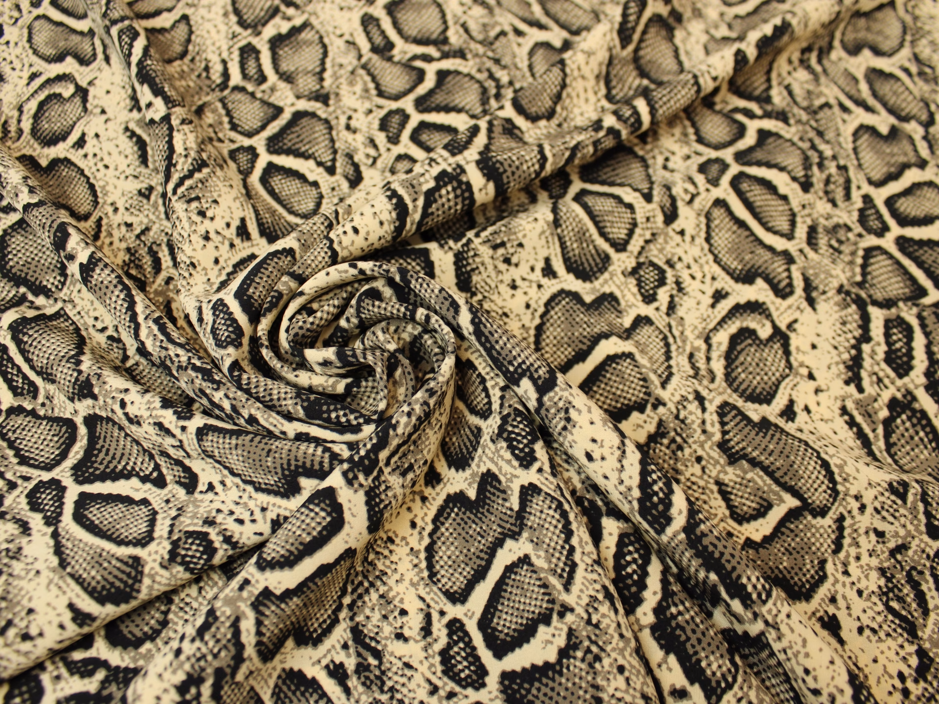 Jak czyścić skórę ekologiczną?