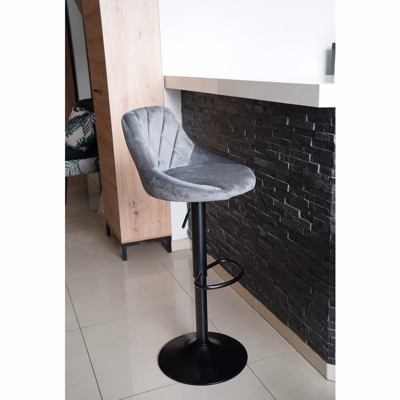 Jaki stołek barowy wybrać?