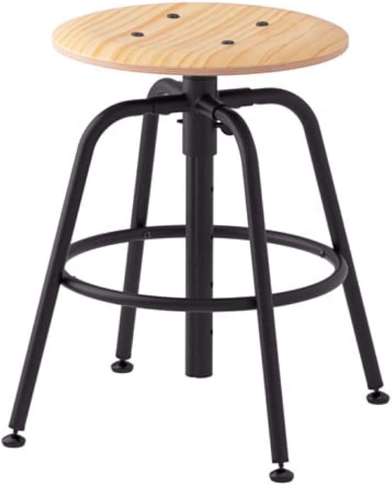 Jak odnowić stare krzesło tapicerowane?