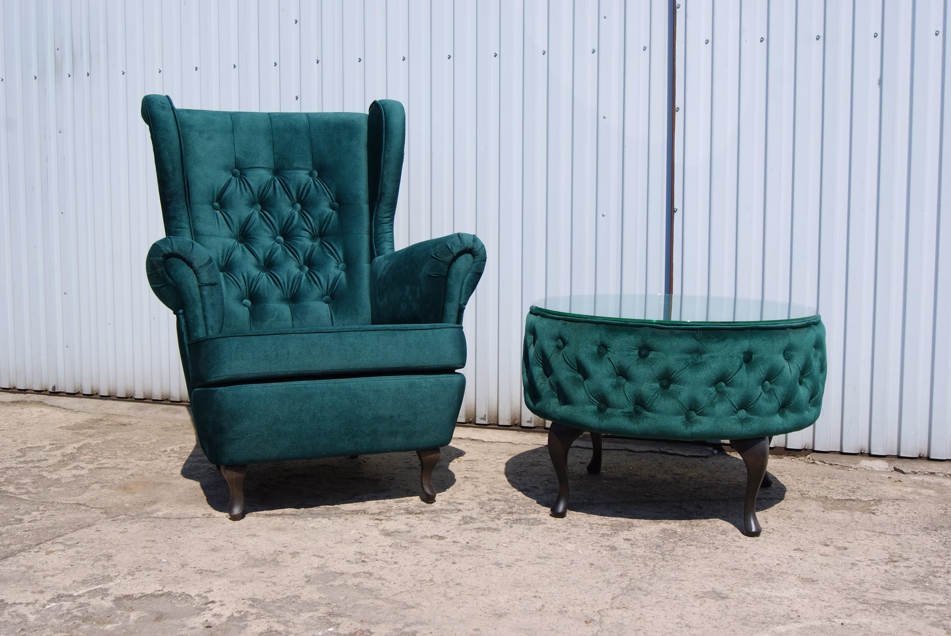 Ile miejsca na krzesło przy stole?