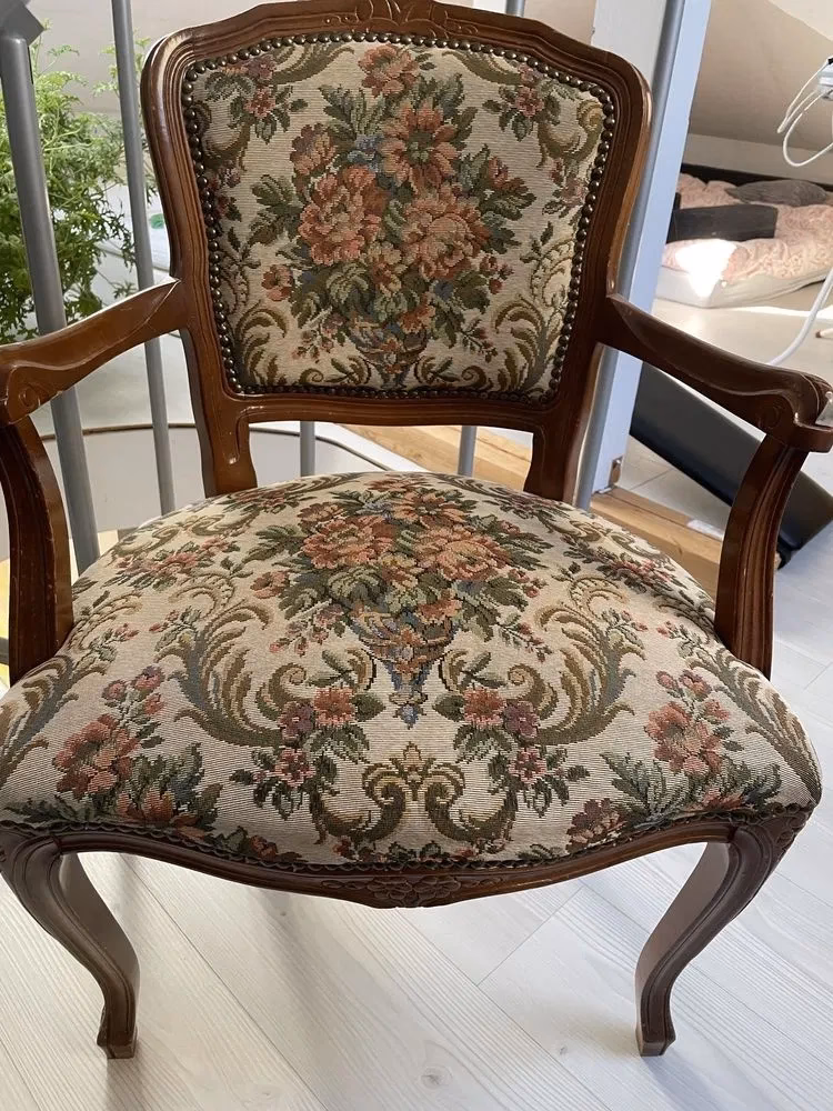 Jak znaleźć dobrego tapicera?