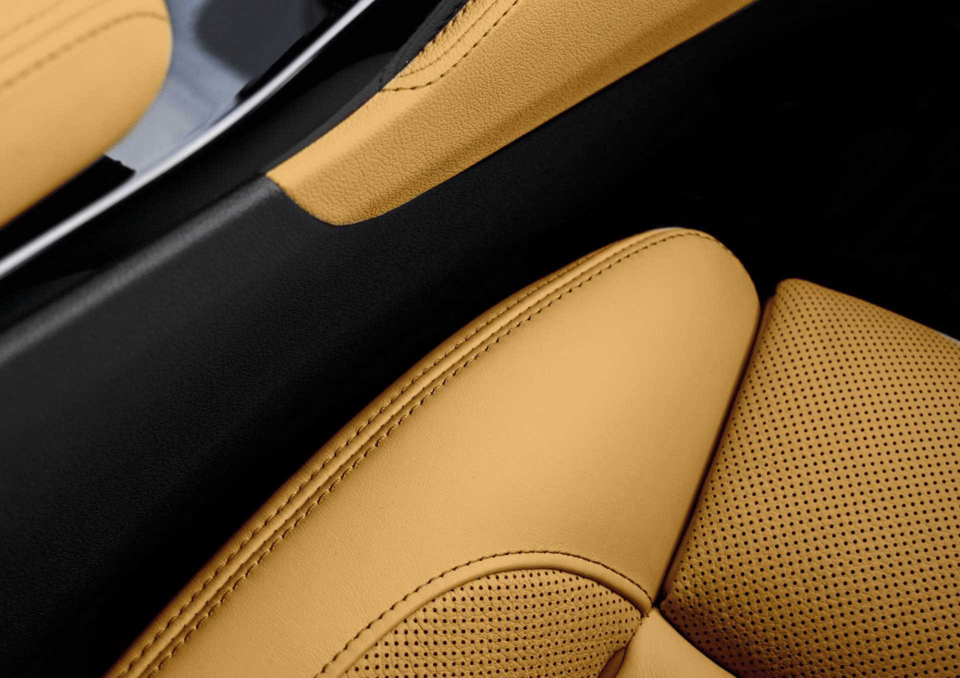 Czy tapicer samochodowy w Spręcowie może naprawić uszkodzone siedzenie?