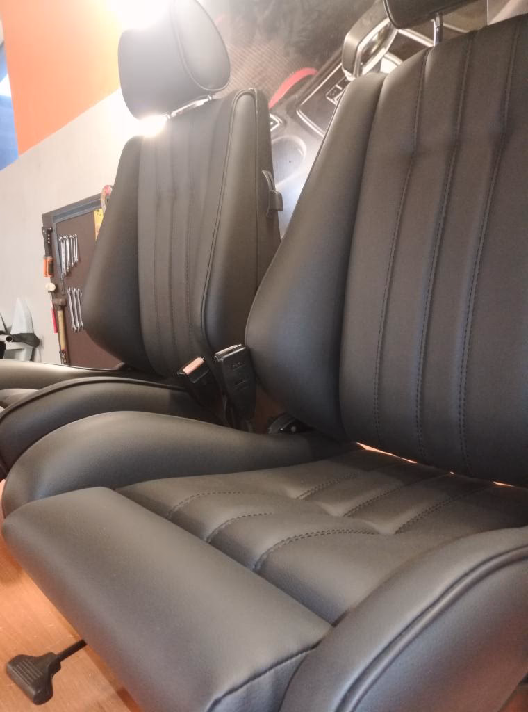 Ile kosztuje wymiana tapicerki w samochodzie?