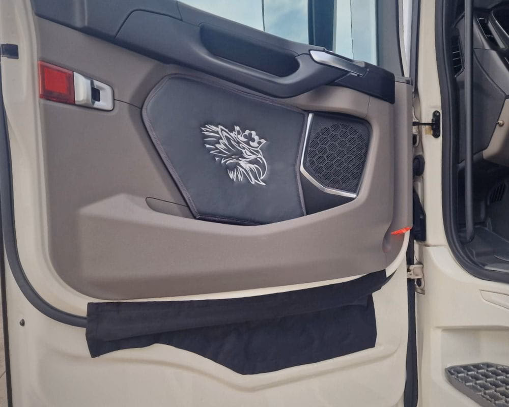 Czy opłaca się tapicerować drzwi?