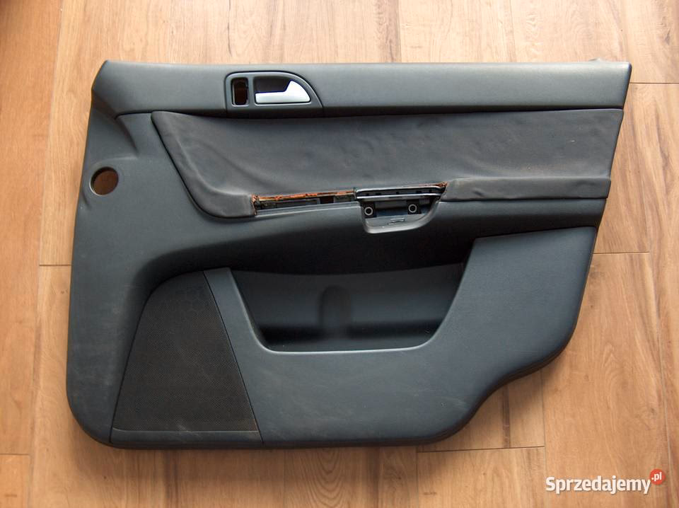 Ile kosztuje obszycie 1 boczku drzwi?