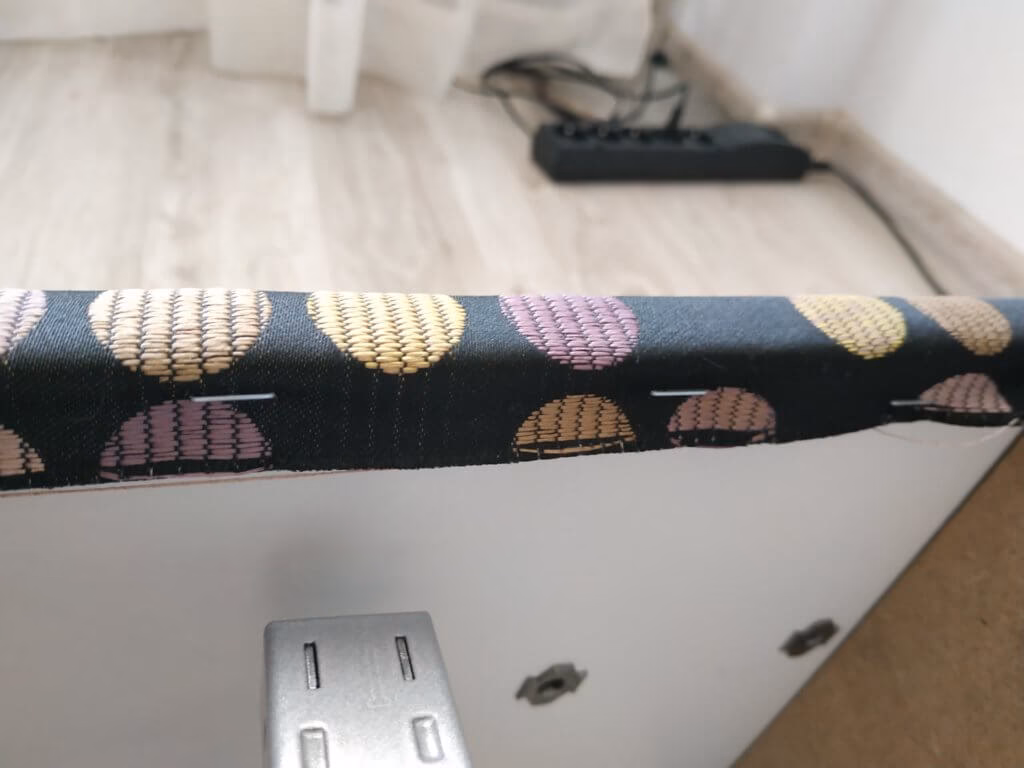 Czym można wyczyścić narożnik z materiału?