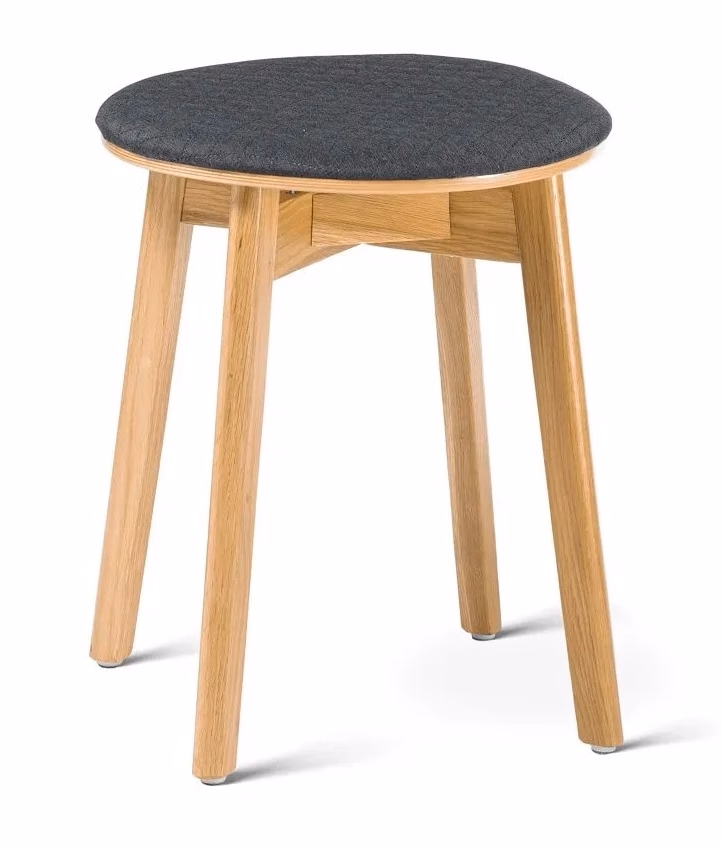 Jak krok po kroku odnowić taboret?