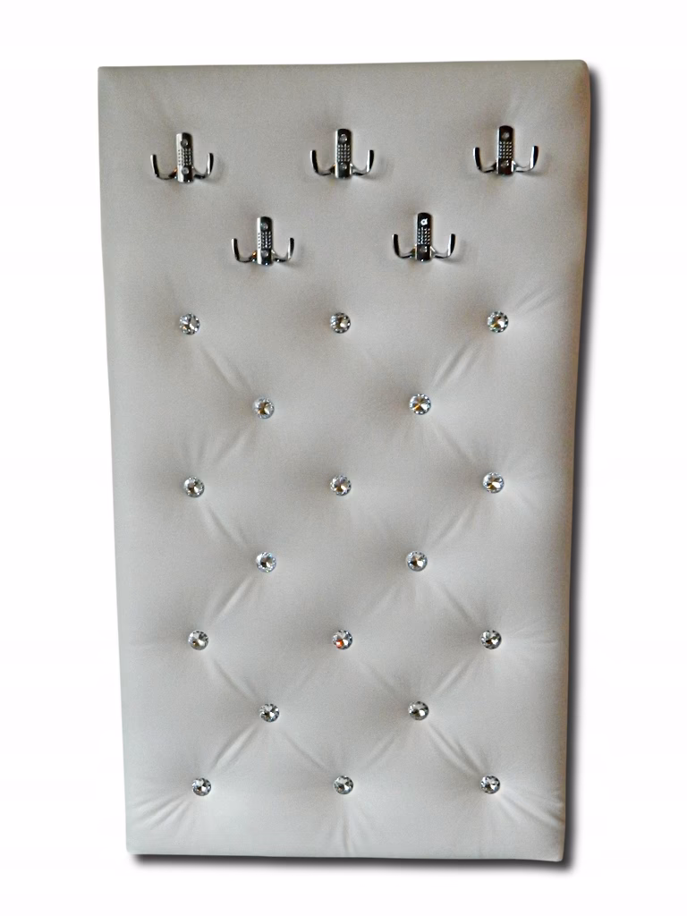 Jak wysoko wieszak na ubrania?