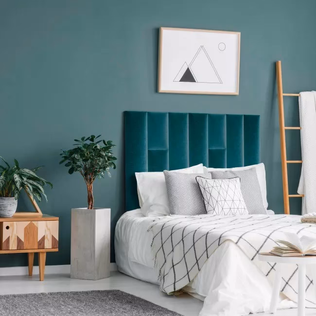 Jaki zagłówek do turkusowej sypialni?